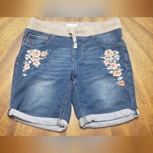 SO Floral Embroidered Denim Shorts Size 14